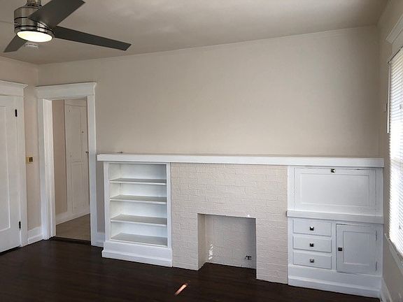 3rd image of 372 Coronado Ave