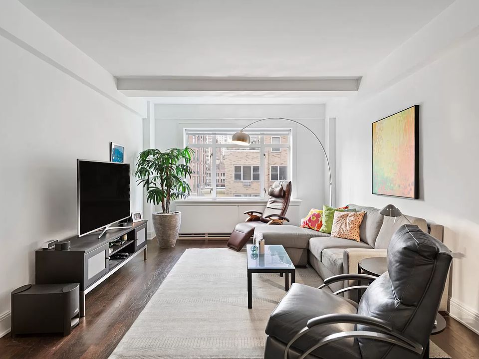 1st image of 170 E 77th St #10E