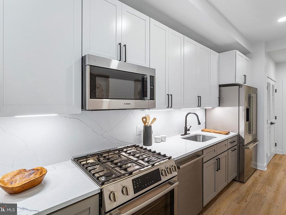 1st image of 1229 King St #201-1