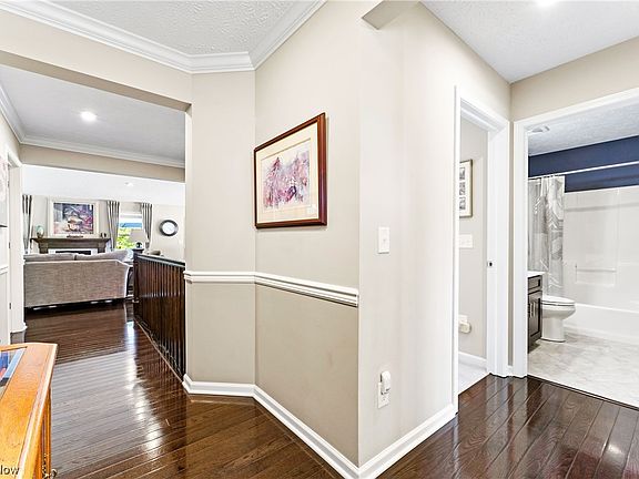 3rd image of 4517 Villa View Ln