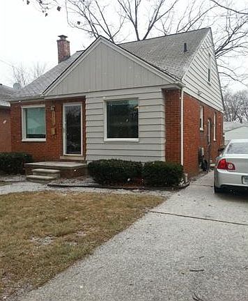 2nd image of 6920 N Lafayette St