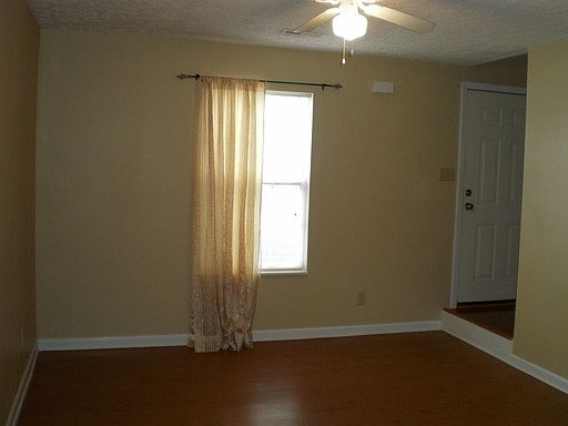 4th image of 1821 Sweet View Way