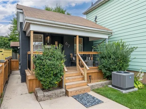 67 Glendale Ave N, Hamilton, ON L8L 7J6
