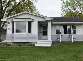 9048 158th St W, Prior Lake, MN 55372