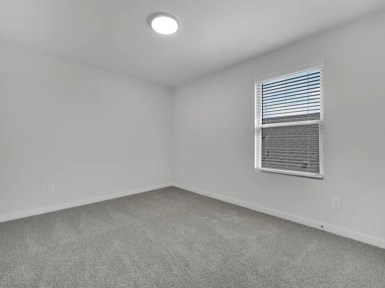 305 Millwood Ln — Photo 25