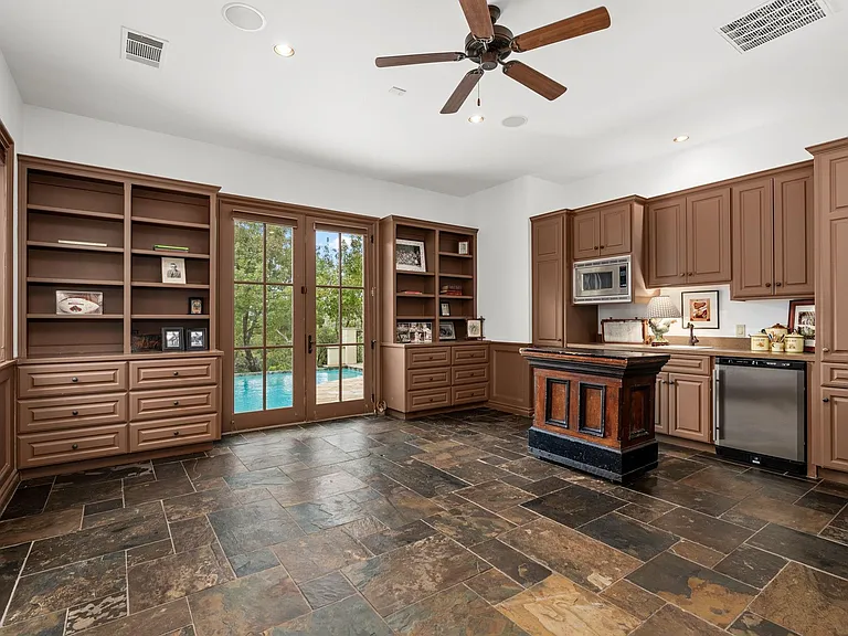 7324 Vista Mountain Dr — Photo 32