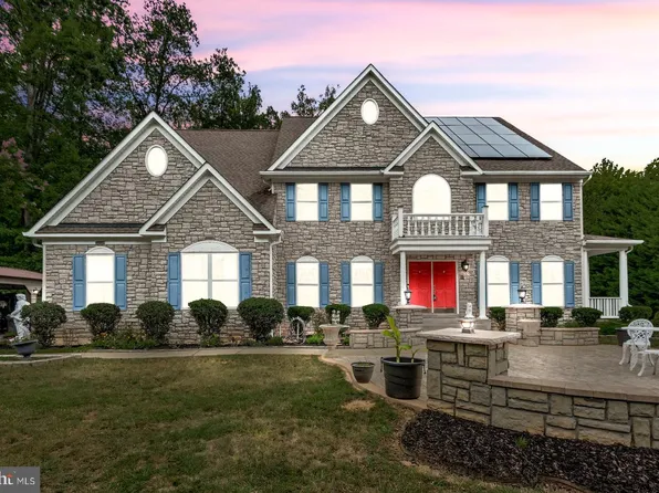 21 Wentworth Dr, Fredericksburg, VA 22406