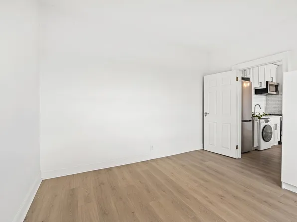 57 Corbin Avenue image 5 of 21