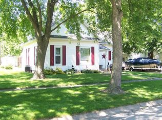 313 W Martin St, Forrest, IL 61741