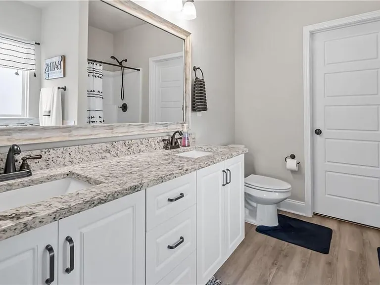 182 Gavin Way — Photo 33