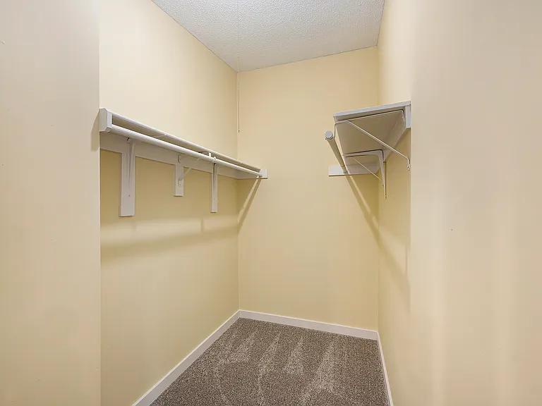 8207 Webster Ave #7 — Photo 16