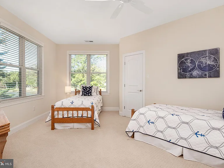 1576 Bay Head Rd — Photo 32
