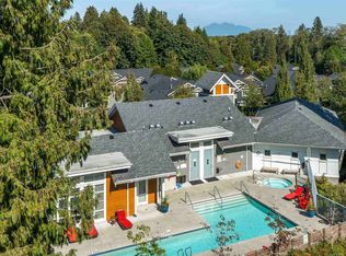 15918 Mountain View Dr #8, Surrey, BC V3Z 0P8