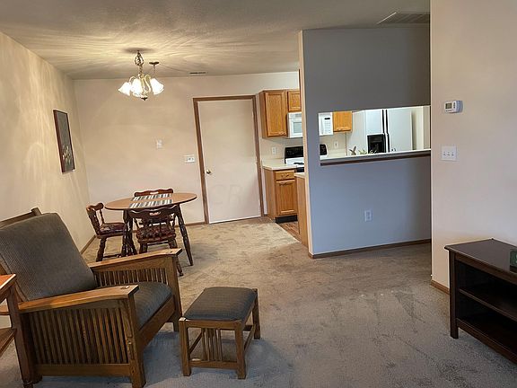 4th image of 4226 Wincove Dr