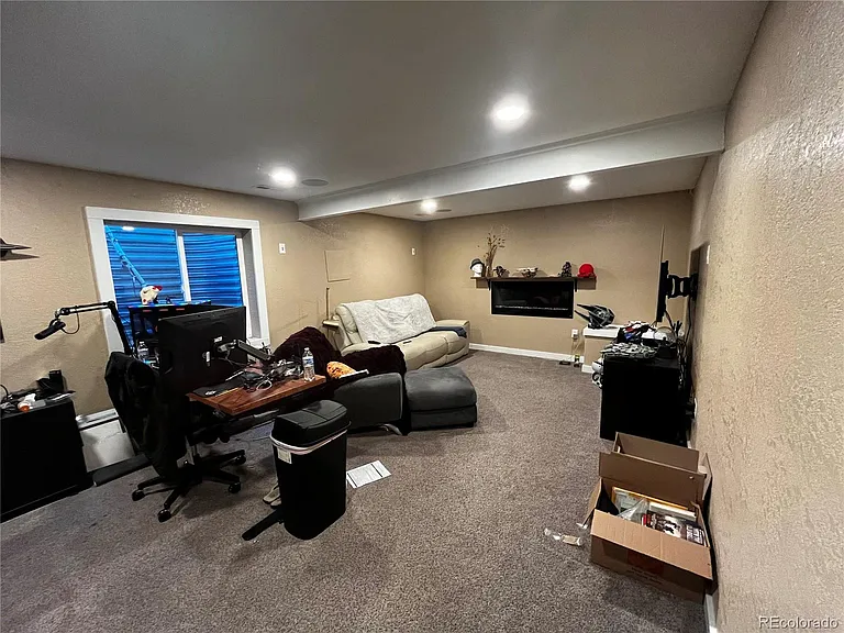 1029 Delta Dr — Photo 14