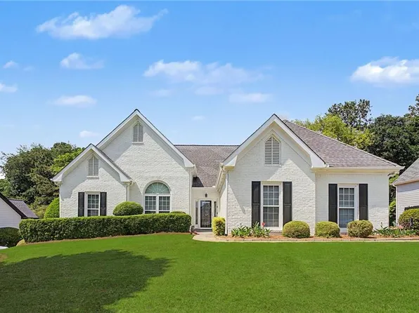 4045 Cherry Ridge Walk, Suwanee, GA 30024