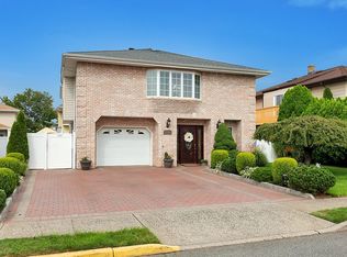 4 Lilac Ln, Wallington, NJ 07057