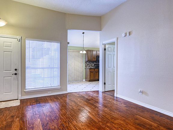 5th image of 6702 Ashland Forest Dr