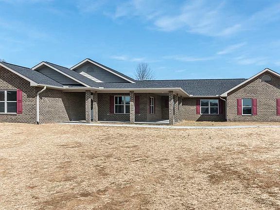 2nd image of 1004 Southwind Cir