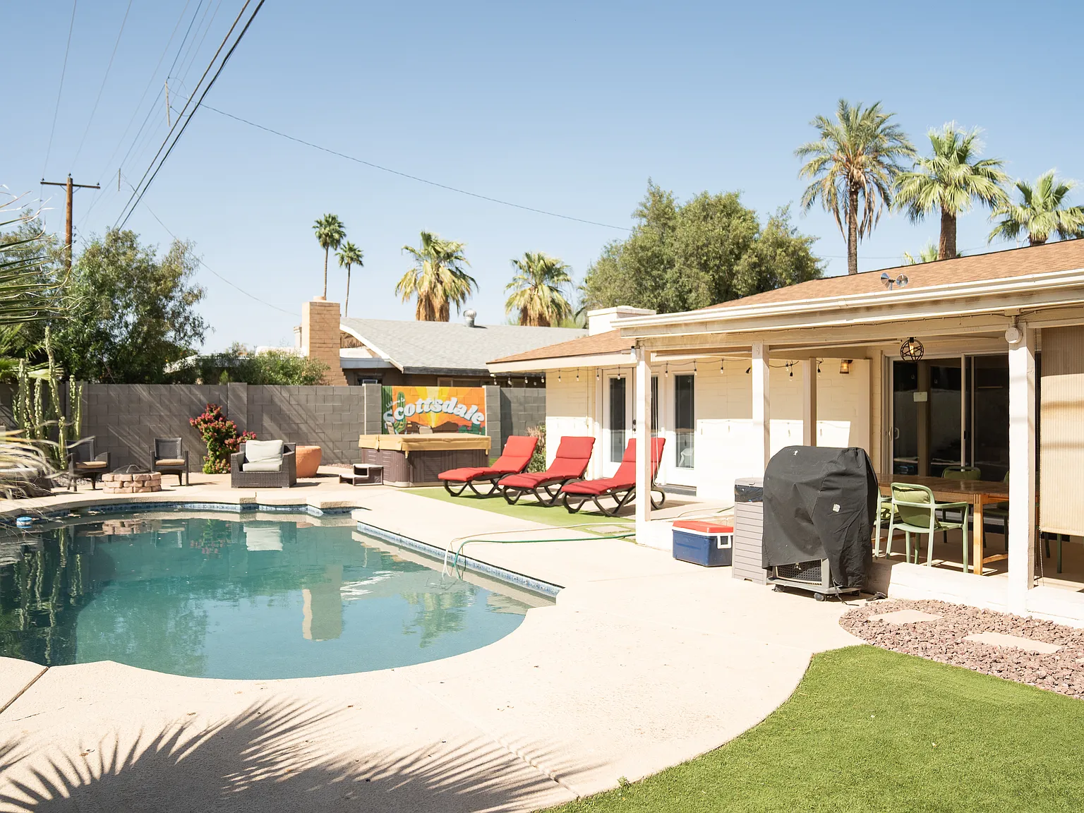 5 bed, 2290 sqft, $3,750 — Photo 3