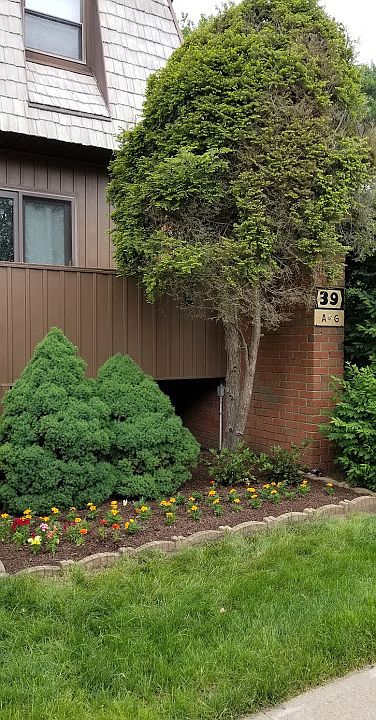 1st image of 39 Heritage Dr
