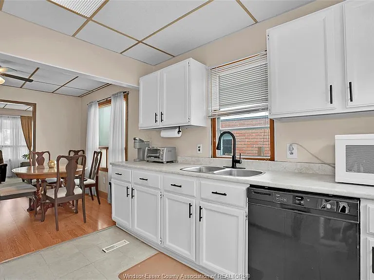 336 Josephine Ave #1 — Photo 8