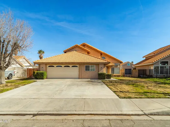 43742 Rialto Dr, Lancaster, CA 93535