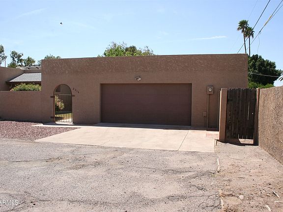 3rd image of 2914 S Price Rd