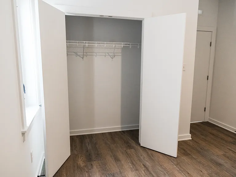 1260 Parkwood Ave — Photo 42