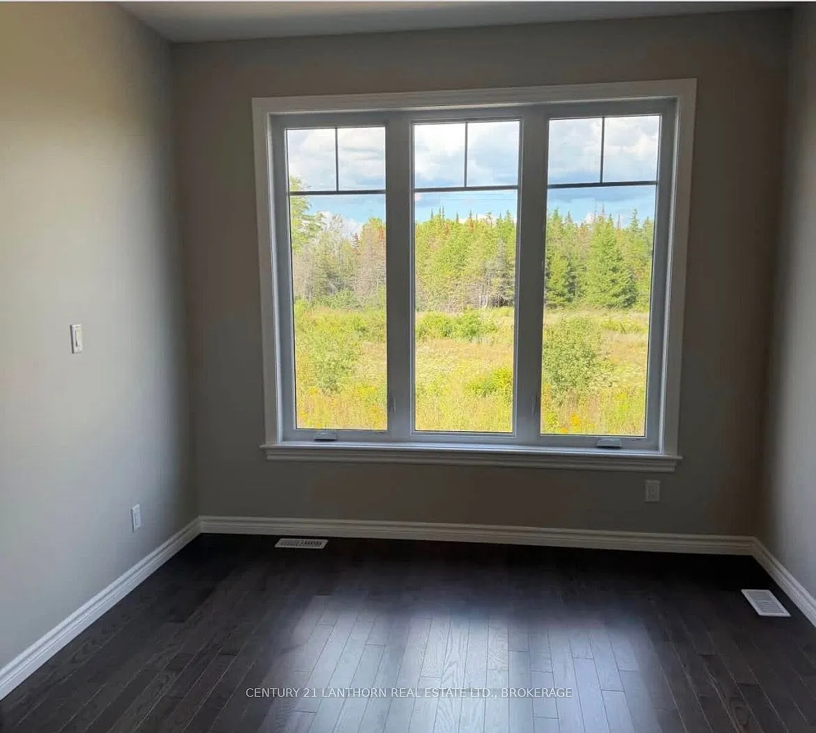 3 bed, $2,900 — Photo 4