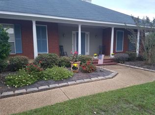 200 Overland Ln, Brandon, MS 39047