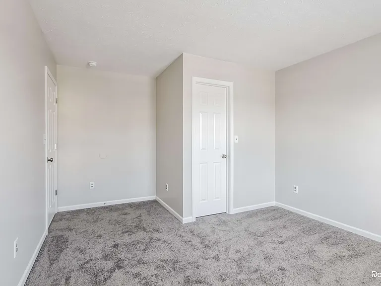 5126 Coloma Ct — Photo 10