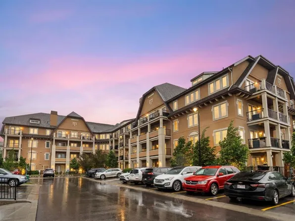 30 SW Mahogany Mews SE #112, Calgary, AB T3M 3H4