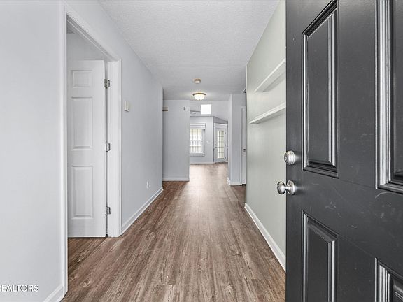 5th image of 8509 Wisteria Way