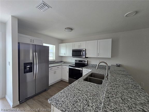 4th image of 7021 San Bruno Dr