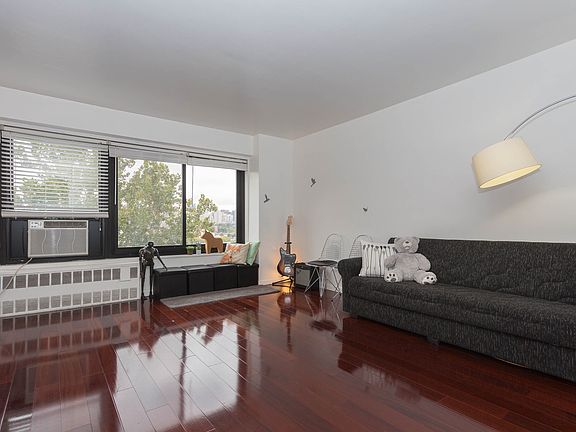 2nd image of 33-43 14th St APT 8B