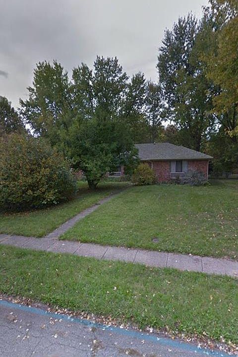2nd image of 7128 Avalon Trail Ct