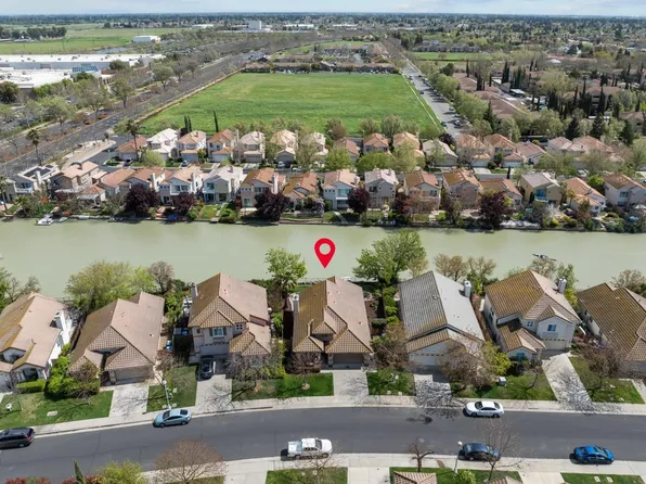 2728 Dinwiddie Way, Elk Grove, CA 95758