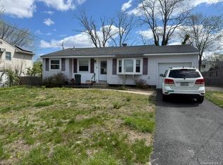 21 Bart Drive, Selden, NY 11784