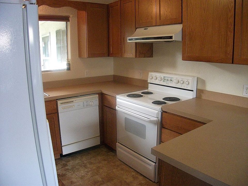 2nd image of 111 Whitman St APT 1B