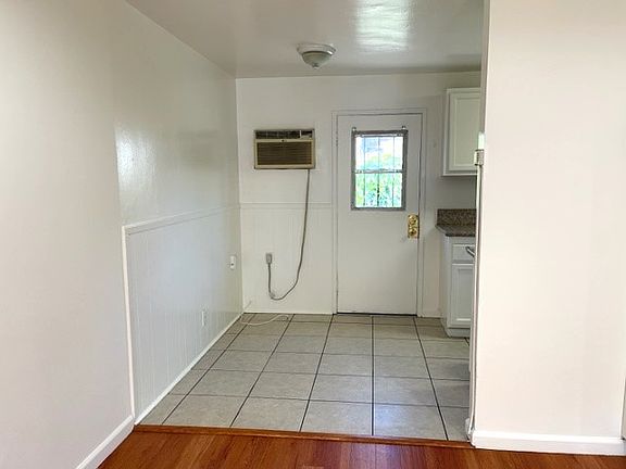 5th image of 6134 Hazelhurst Pl APT 3