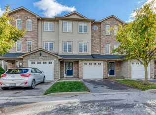 7 Southside Pl #25, Hamilton, ON L9C 7W6