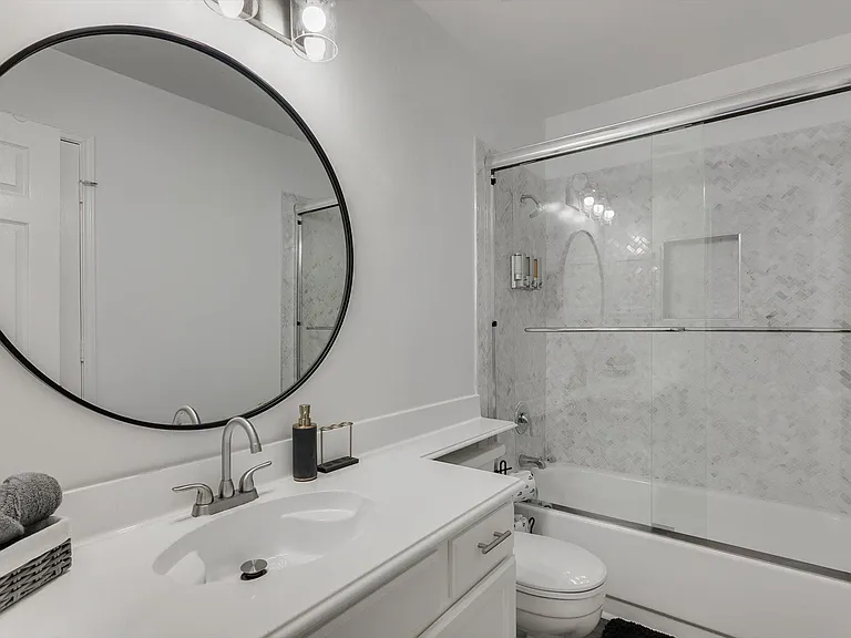 4402 Goodwin St — Photo 26