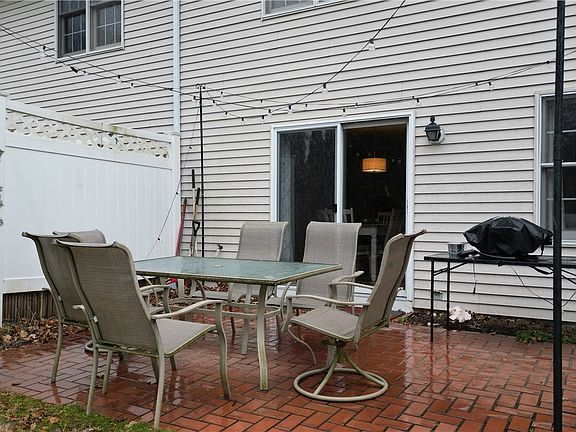 3rd image of 19401 Bradford Ct