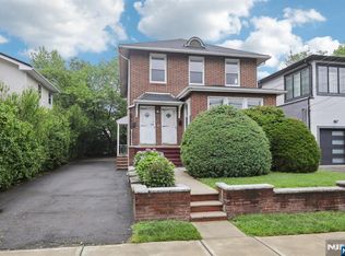 11 Warwick Ave, Fort Lee, NJ 07024
