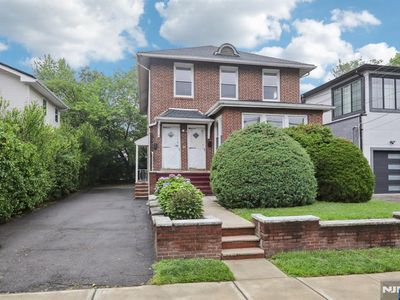 11 Warwick Ave, Fort Lee, NJ, 07024