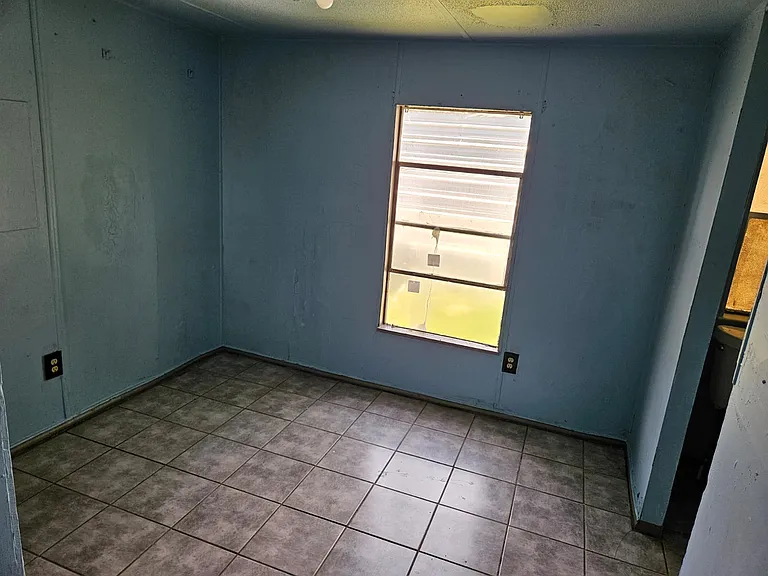 511 E Oakdale St #20 — Photo 10