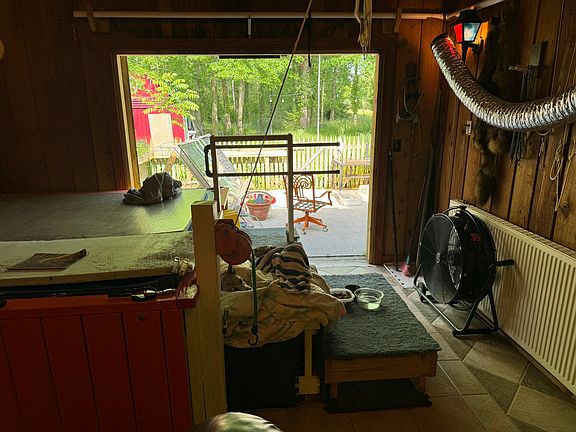 3rd image of 10157 Jericho Rd