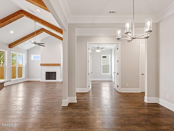 5th image of 109 Sun Vista Ln