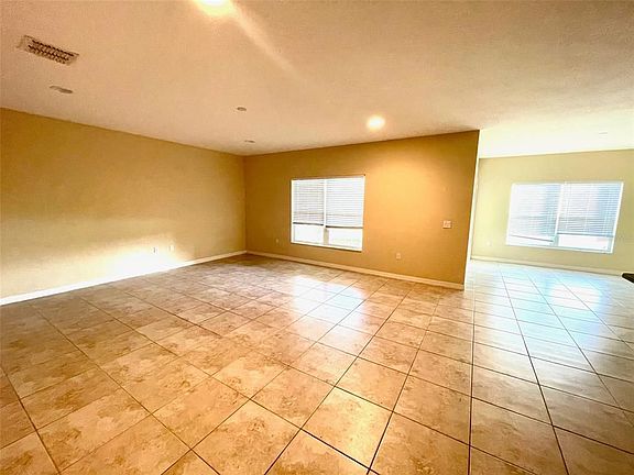 4th image of 3804 Carrick Bend Dr